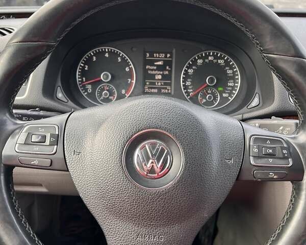 Сірий Фольксваген Пассат, об'ємом двигуна 2.5 л та пробігом 252 тис. км за 8800 $, фото 5 на Automoto.ua