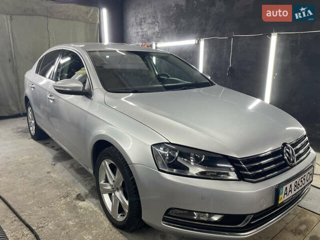 Серый Фольксваген Пассат, объемом двигателя 1.8 л и пробегом 160 тыс. км за 7800 $, фото 2 на Automoto.ua