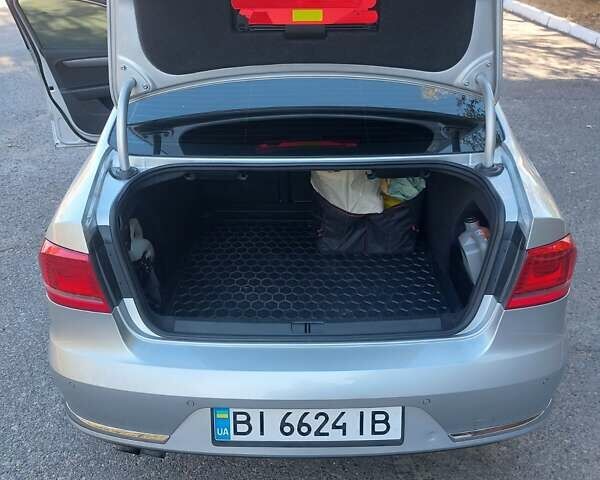 Серый Фольксваген Пассат, объемом двигателя 1.8 л и пробегом 123 тыс. км за 10600 $, фото 19 на Automoto.ua