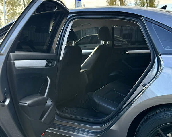 Сірий Фольксваген Пассат, об'ємом двигуна 2.5 л та пробігом 220 тис. км за 10500 $, фото 11 на Automoto.ua