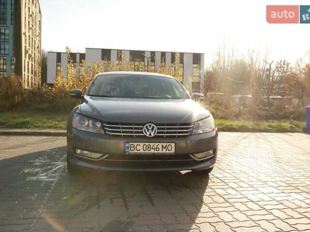 Серый Фольксваген Пассат, объемом двигателя 2.5 л и пробегом 140 тыс. км за 9900 $, фото 9 на Automoto.ua