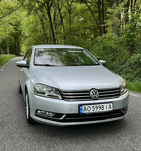 Серый Фольксваген Пассат, объемом двигателя 1.39 л и пробегом 280 тыс. км за 10000 $, фото 2 на Automoto.ua