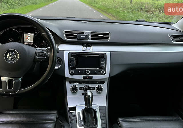 Серый Фольксваген Пассат, объемом двигателя 1.39 л и пробегом 280 тыс. км за 10000 $, фото 14 на Automoto.ua