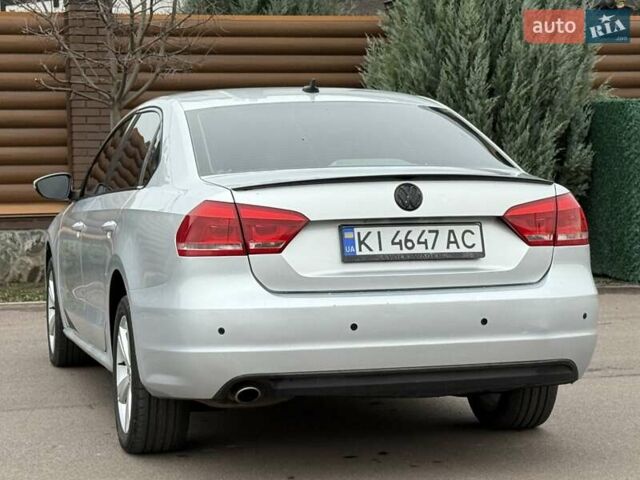 Серый Фольксваген Пассат, объемом двигателя 2.48 л и пробегом 185 тыс. км за 9800 $, фото 16 на Automoto.ua