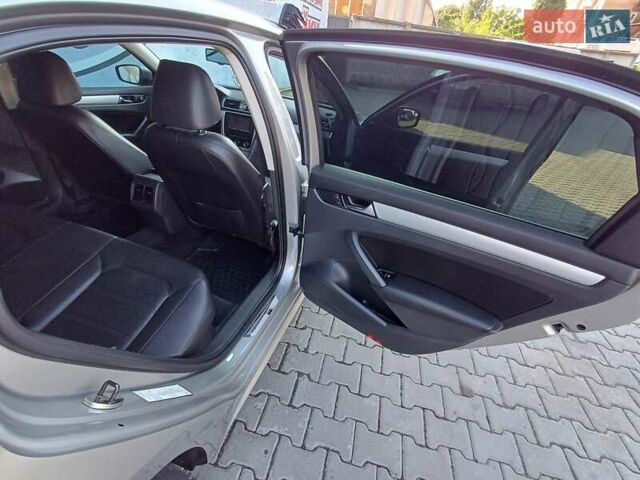 Серый Фольксваген Пассат, объемом двигателя 2.5 л и пробегом 222 тыс. км за 9999 $, фото 34 на Automoto.ua