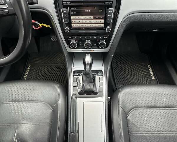 Серый Фольксваген Пассат, объемом двигателя 2.48 л и пробегом 273 тыс. км за 9700 $, фото 21 на Automoto.ua