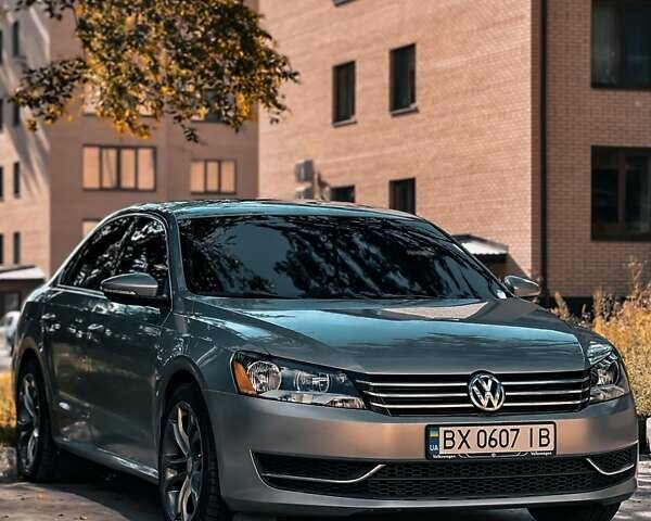 Сірий Фольксваген Пассат, об'ємом двигуна 2.5 л та пробігом 245 тис. км за 10700 $, фото 12 на Automoto.ua