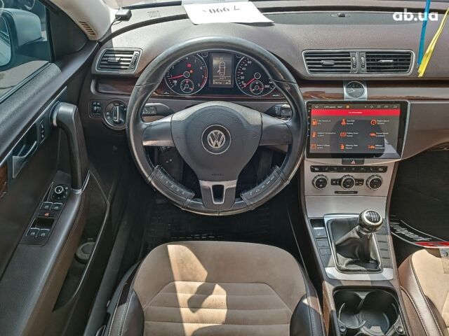 Сірий Фольксваген Пассат, об'ємом двигуна 2 л та пробігом 376 тис. км за 7990 $, фото 26 на Automoto.ua