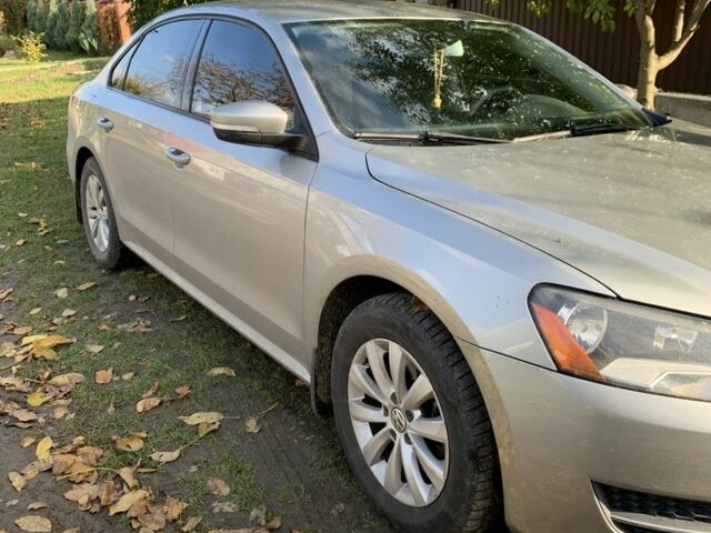 Серый Фольксваген Пассат, объемом двигателя 2.5 л и пробегом 180 тыс. км за 9800 $, фото 1 на Automoto.ua