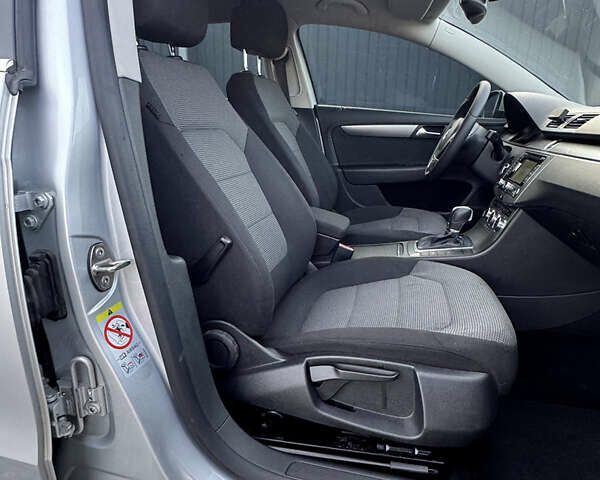 Сірий Фольксваген Пассат, об'ємом двигуна 1.97 л та пробігом 220 тис. км за 11499 $, фото 61 на Automoto.ua