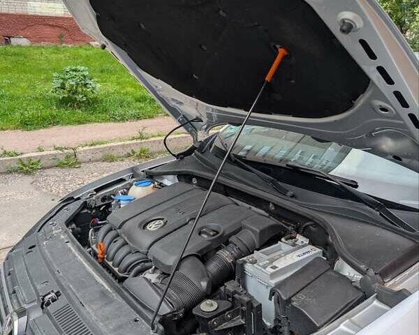 Серый Фольксваген Пассат, объемом двигателя 2.5 л и пробегом 238 тыс. км за 9800 $, фото 23 на Automoto.ua