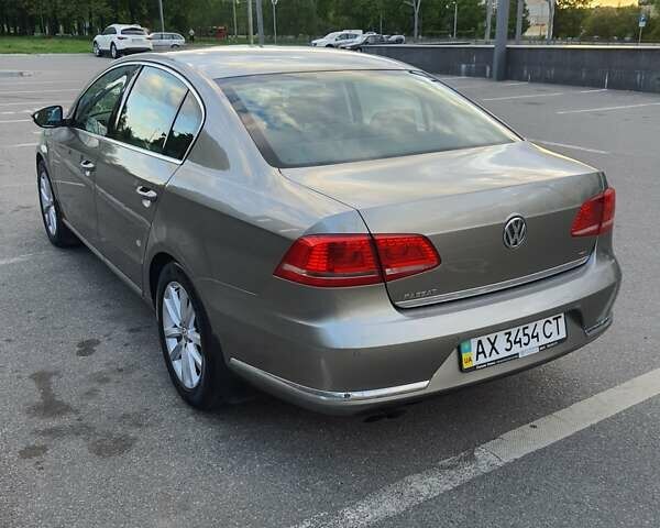 Сірий Фольксваген Пассат, об'ємом двигуна 1.8 л та пробігом 234 тис. км за 10900 $, фото 5 на Automoto.ua