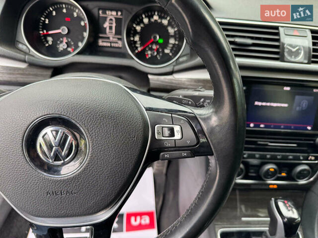 Сірий Фольксваген Пассат, об'ємом двигуна 2.5 л та пробігом 253 тис. км за 10490 $, фото 18 на Automoto.ua