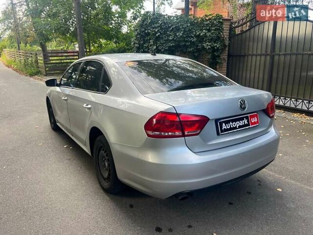 Фольксваген Пассат 2012 у Києві на Automoto.ua Сірий Фольксваген Пассат, об'ємом двигуна 2.5 л та пробігом 331 тис. км за 8290 $, фото 6 на Automoto.ua