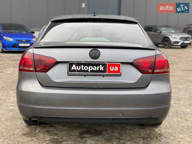 Серый Фольксваген Пассат, объемом двигателя 2.5 л и пробегом 263 тыс. км за 7390 $, фото 7 на Automoto.ua
