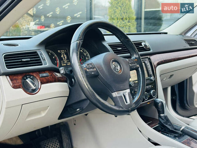 Серый Фольксваген Пассат, объемом двигателя 2.48 л и пробегом 281 тыс. км за 9300 $, фото 13 на Automoto.ua