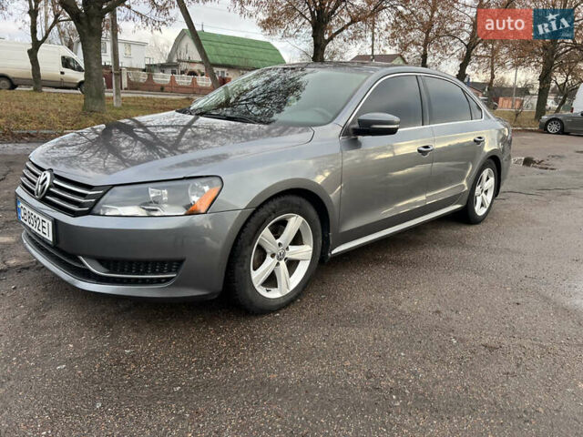 Серый Фольксваген Пассат, объемом двигателя 2.5 л и пробегом 163 тыс. км за 9200 $, фото 1 на Automoto.ua