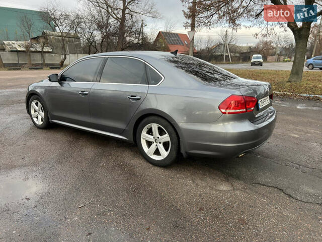 Серый Фольксваген Пассат, объемом двигателя 2.5 л и пробегом 163 тыс. км за 9200 $, фото 7 на Automoto.ua