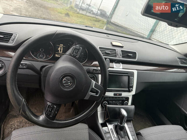 Сірий Фольксваген Пассат, об'ємом двигуна 1.8 л та пробігом 208 тис. км за 8500 $, фото 4 на Automoto.ua