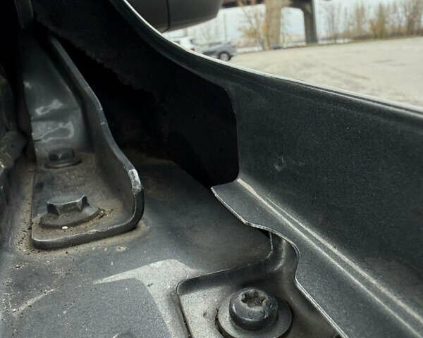 Сірий Фольксваген Пассат, об'ємом двигуна 2.5 л та пробігом 227 тис. км за 10800 $, фото 22 на Automoto.ua