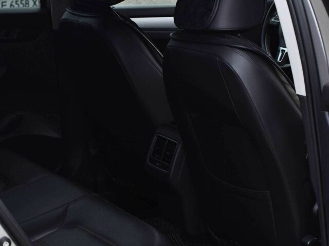 Сірий Фольксваген Пассат, об'ємом двигуна 2.5 л та пробігом 241 тис. км за 8790 $, фото 14 на Automoto.ua