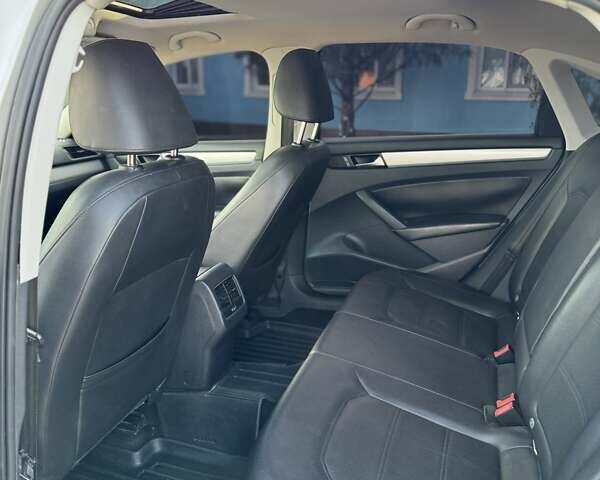 Серый Фольксваген Пассат, объемом двигателя 2 л и пробегом 218 тыс. км за 11700 $, фото 17 на Automoto.ua