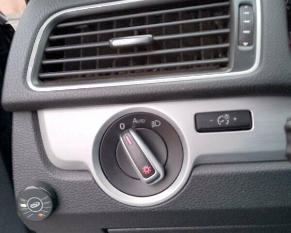 Серый Фольксваген Пассат, объемом двигателя 2.5 л и пробегом 290 тыс. км за 8700 $, фото 15 на Automoto.ua