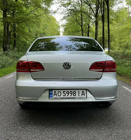 Серый Фольксваген Пассат, объемом двигателя 1.39 л и пробегом 280 тыс. км за 10000 $, фото 5 на Automoto.ua