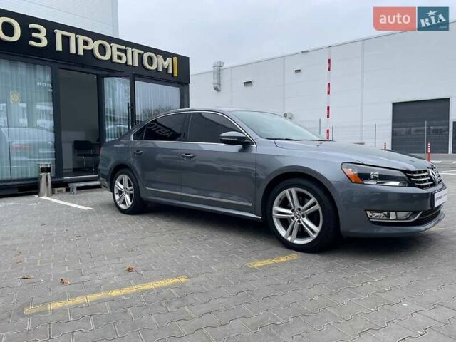 Сірий Фольксваген Пассат, об'ємом двигуна 2 л та пробігом 163 тис. км за 13500 $, фото 6 на Automoto.ua