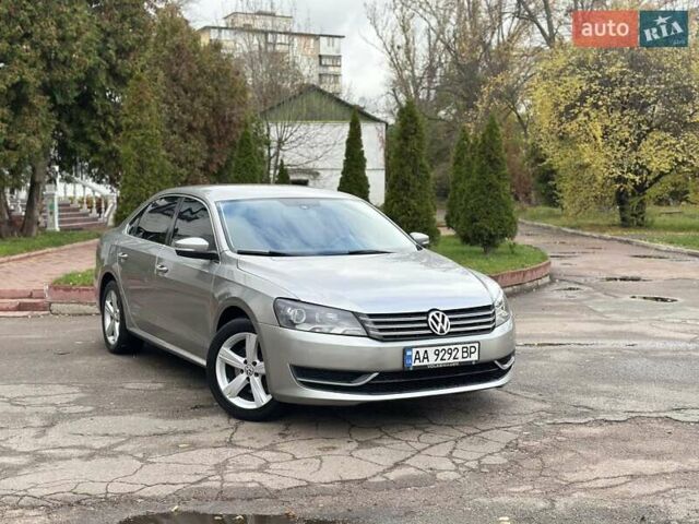 Фольксваген Пассат 2012 у Києві на Automoto.ua Сірий Фольксваген Пассат, об'ємом двигуна 2.5 л та пробігом 205 тис. км за 8299 $, фото 22 на Automoto.ua