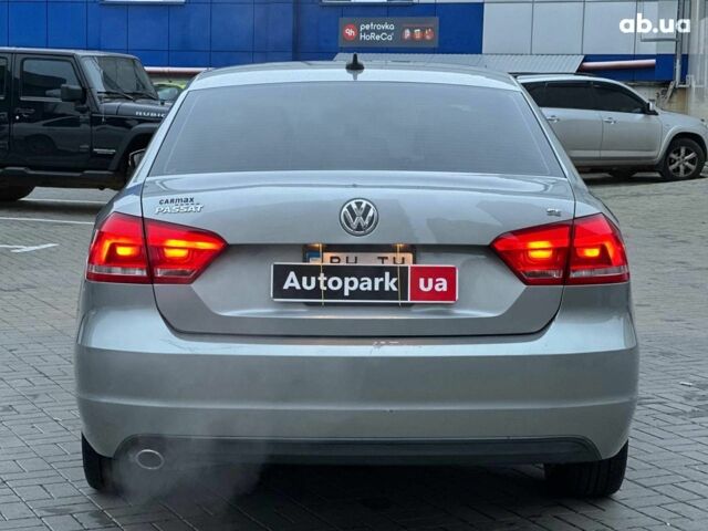 Серый Фольксваген Пассат, объемом двигателя 2.5 л и пробегом 156 тыс. км за 10990 $, фото 6 на Automoto.ua