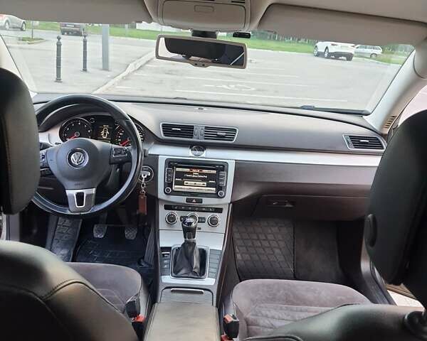 Сірий Фольксваген Пассат, об'ємом двигуна 1.8 л та пробігом 234 тис. км за 10900 $, фото 15 на Automoto.ua