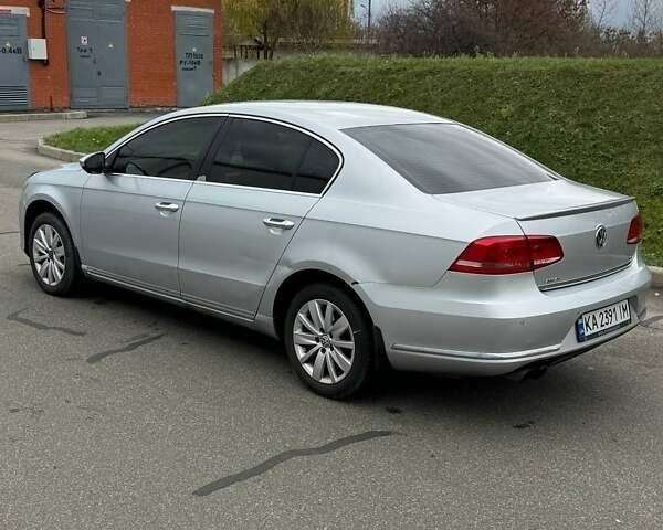 Серый Фольксваген Пассат, объемом двигателя 1.8 л и пробегом 192 тыс. км за 7999 $, фото 10 на Automoto.ua