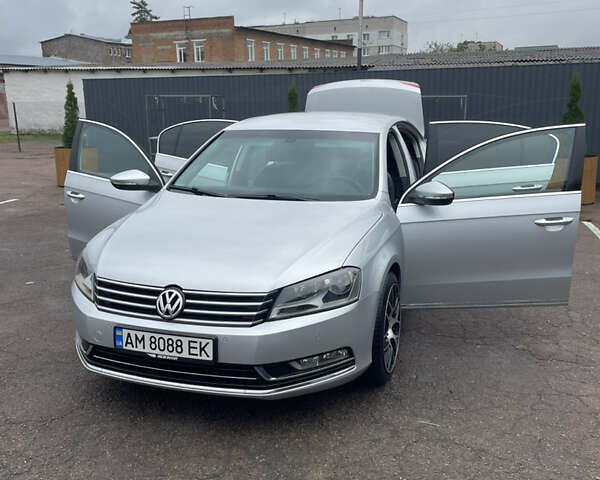 Фольксваген Пассат 2012 в Коростене на Automoto.ua Серый Фольксваген Пассат, объемом двигателя 1.8 л и пробегом 159 тыс. км за 10750 $, фото 6 на Automoto.ua