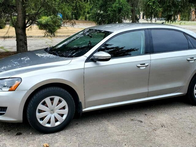 Сірий Фольксваген Пассат, об'ємом двигуна 2.5 л та пробігом 150 тис. км за 7400 $, фото 6 на Automoto.ua