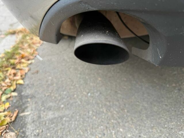 Серый Фольксваген Пассат, объемом двигателя 2.5 л и пробегом 218 тыс. км за 8250 $, фото 8 на Automoto.ua