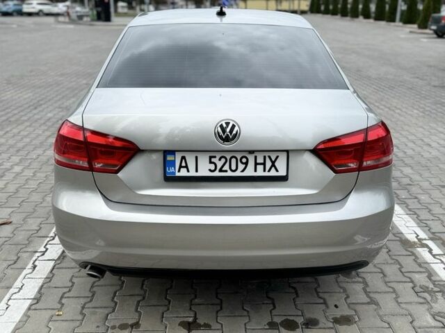 Серый Фольксваген Пассат, объемом двигателя 2.5 л и пробегом 269 тыс. км за 10000 $, фото 4 на Automoto.ua