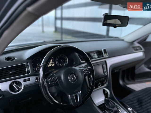 Сірий Фольксваген Пассат, об'ємом двигуна 2.5 л та пробігом 290 тис. км за 8999 $, фото 12 на Automoto.ua