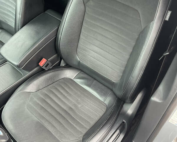 Фольксваген Пассат 2012 в Коростене на Automoto.ua Серый Фольксваген Пассат, объемом двигателя 1.8 л и пробегом 159 тыс. км за 10750 $, фото 20 на Automoto.ua