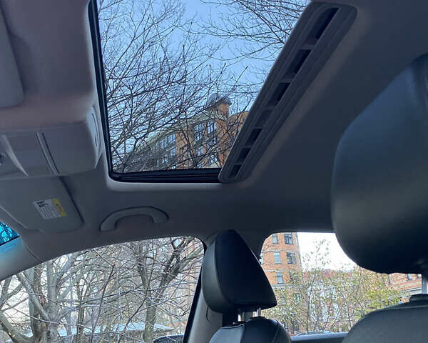 Сірий Фольксваген Пассат, об'ємом двигуна 2.48 л та пробігом 226 тис. км за 11000 $, фото 24 на Automoto.ua