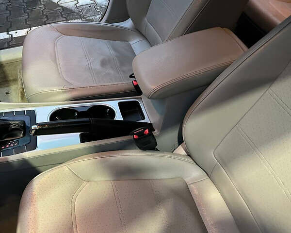 Сірий Фольксваген Пассат, об'ємом двигуна 2 л та пробігом 180 тис. км за 12200 $, фото 6 на Automoto.ua