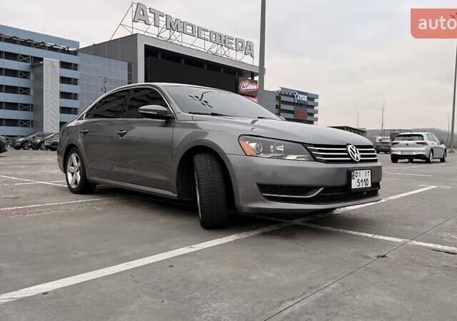 Серый Фольксваген Пассат, объемом двигателя 2.5 л и пробегом 280 тыс. км за 10300 $, фото 4 на Automoto.ua