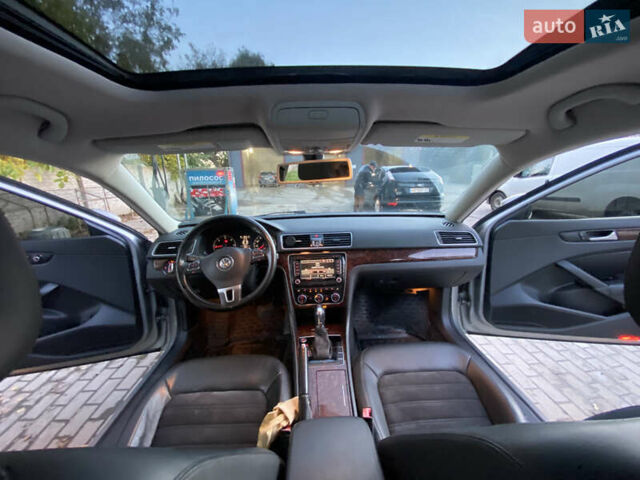 Серый Фольксваген Пассат, объемом двигателя 1.97 л и пробегом 276 тыс. км за 11700 $, фото 10 на Automoto.ua