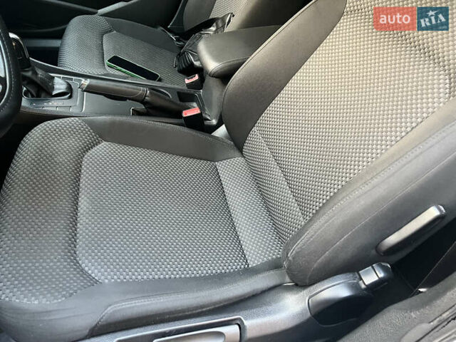 Серый Фольксваген Пассат, объемом двигателя 2.48 л и пробегом 243 тыс. км за 6700 $, фото 16 на Automoto.ua