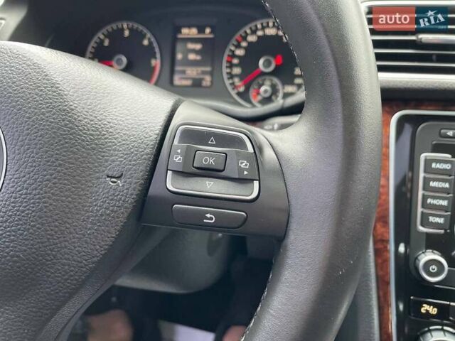 Сірий Фольксваген Пассат, об'ємом двигуна 2 л та пробігом 163 тис. км за 13500 $, фото 11 на Automoto.ua