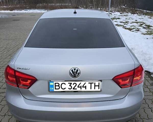 Серый Фольксваген Пассат, объемом двигателя 2.48 л и пробегом 214 тыс. км за 7800 $, фото 8 на Automoto.ua