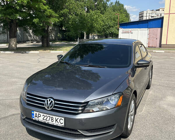Серый Фольксваген Пассат, объемом двигателя 2.48 л и пробегом 275 тыс. км за 9500 $, фото 4 на Automoto.ua