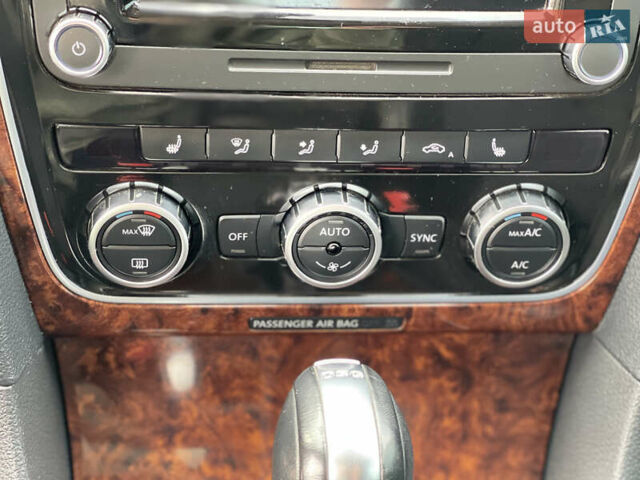 Фольксваген Пассат 2012 в Нововолынск на Automoto.ua Серый Фольксваген Пассат, объемом двигателя 1.97 л и пробегом 197 тыс. км за 12800 $, фото 33 на Automoto.ua