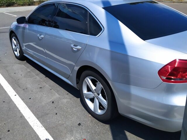 Сірий Фольксваген Пассат, об'ємом двигуна 2.5 л та пробігом 232 тис. км за 11000 $, фото 2 на Automoto.ua