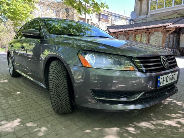 Сірий Фольксваген Пассат, об'ємом двигуна 2.5 л та пробігом 245 тис. км за 10000 $, фото 11 на Automoto.ua